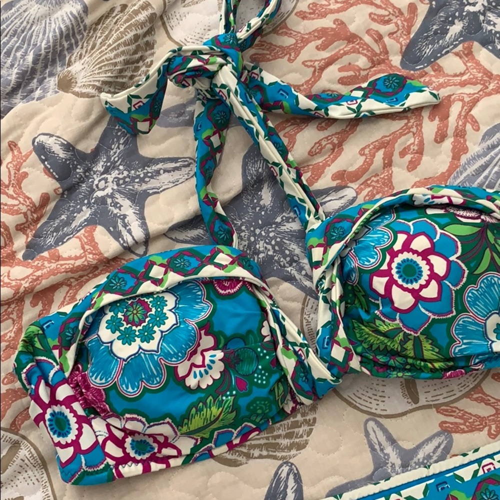 Becca Bikini - Picture 2 of 5